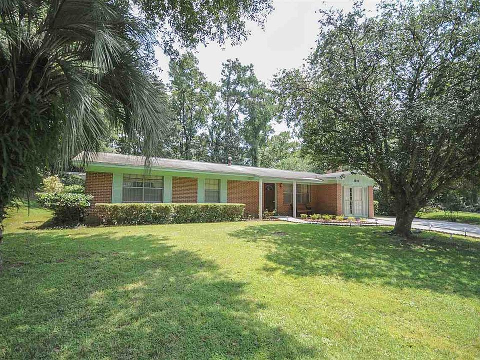 1st image of 1543 E Indian Head Dr