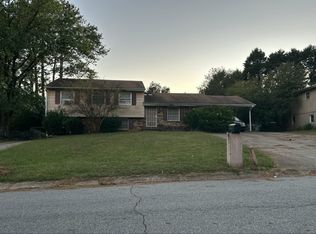 6021 Randy Ln, Ellenwood, GA 30294