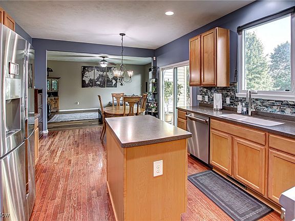 4th image of 5160 Kenton Ln