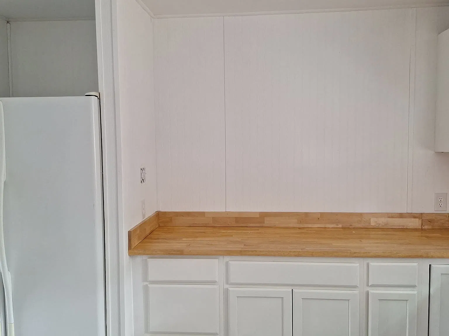 5 bed, 4.5 bath, 4092 sqft, $2,300 — Photo 4