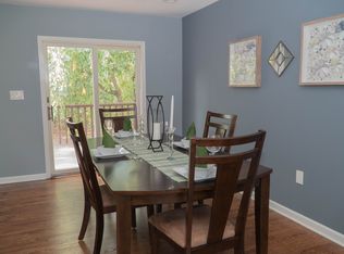 16 Rolling Rd, Somerset, NJ 08873