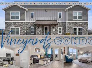 3103 S Vineyards Terrace Unit 4, Branson, MO 65616