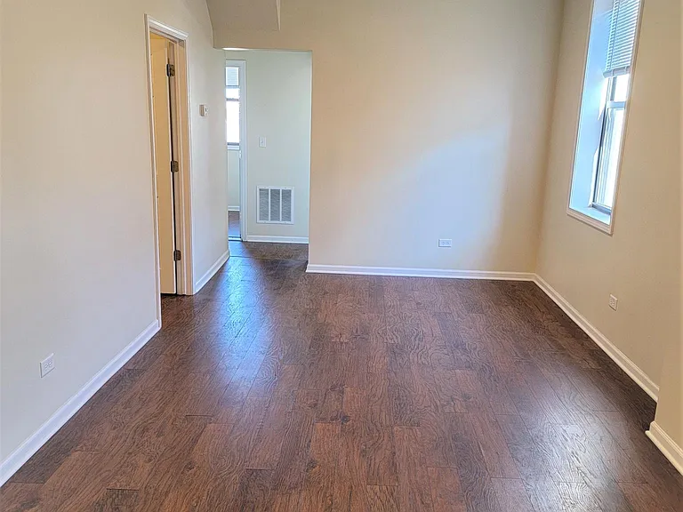 248 W 31st St #3R — Photo 4