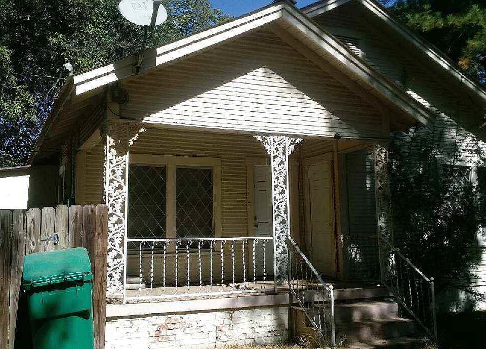 1st image of 303 E Thomas St
