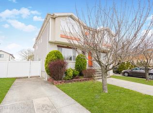 42 Getz Ave, Staten Island, NY 10312