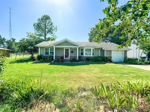 504 S Jones Ave, Drumright, OK 74030