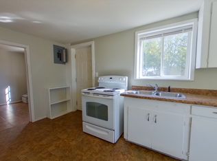 703 6th St, Saint George, KS 66535