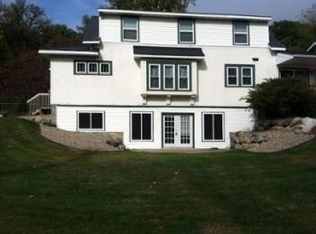 740 Main St W #1, Carver, MN 55315