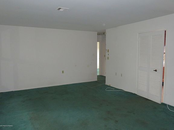 5th image of 529C Portsmouth Dr #100C