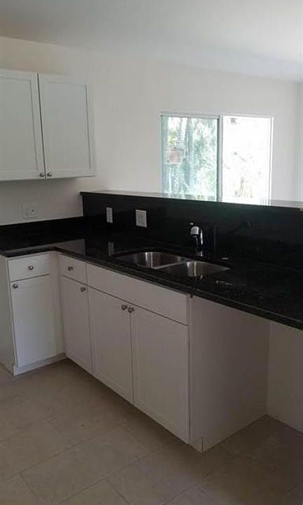2nd image of 126 Navarra Ave S