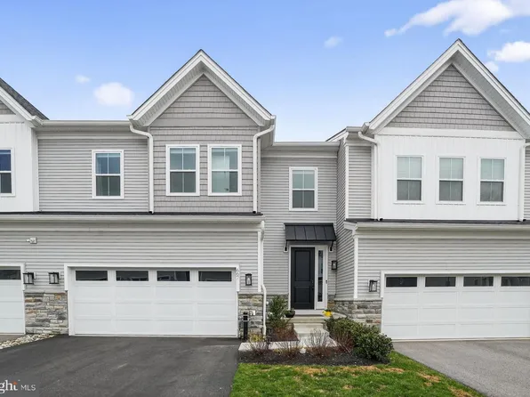 667 Levering St, Blue Bell, PA 19422