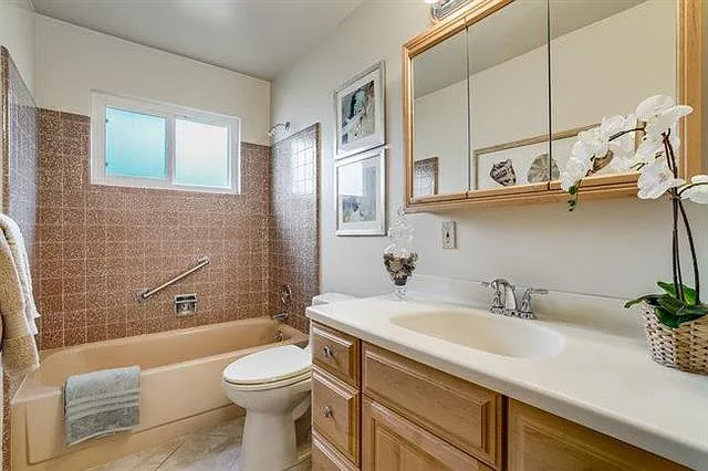 11 Christian Ct — Photo 12