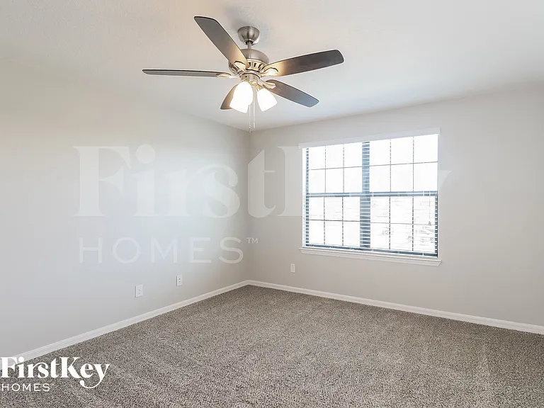 6218 Manitoba Dr — Photo 10
