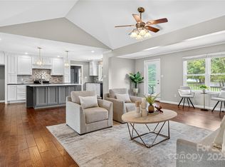 139 Hardwick Dr, Mooresville, NC 28115