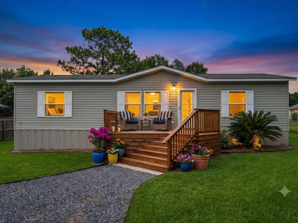 1860 Abercrombie Rd, Gulf Breeze, FL 32563