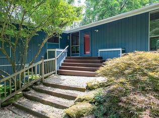 395 N Undermountain Rd, Sheffield, MA 01257