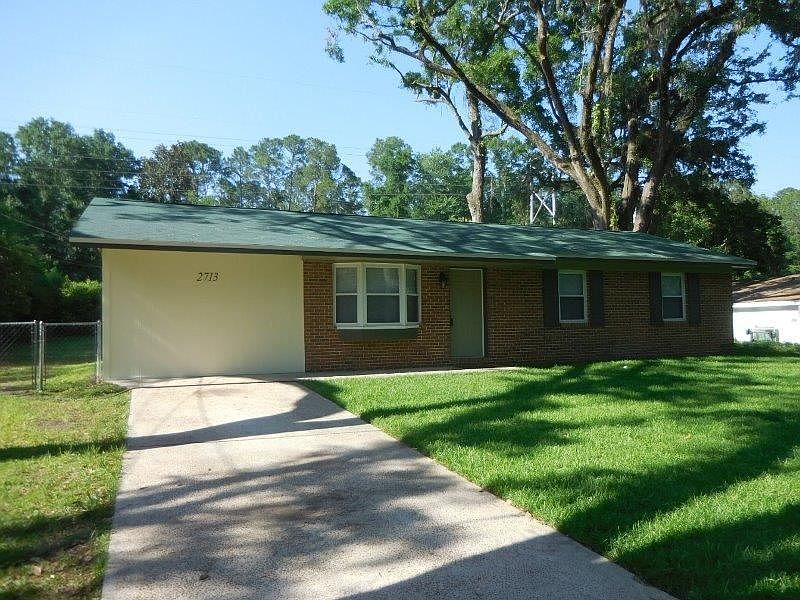 1st image of 2713 McElroy St
