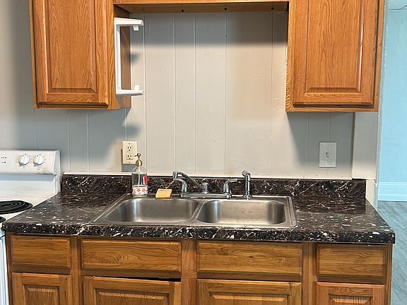 2nd image of 22 Highland Ave #2