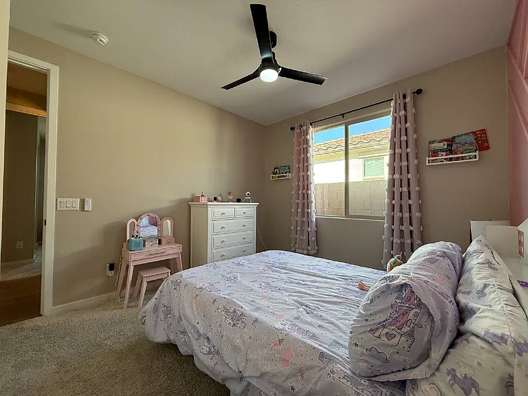 11037 W Hadley St — Photo 5