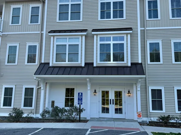 233 Danbury Road APT A110, Ridgefield, CT 06877