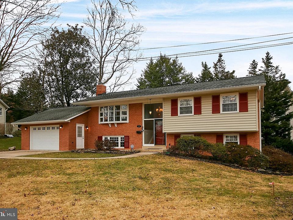 1st image of 3421 Beauford Cir