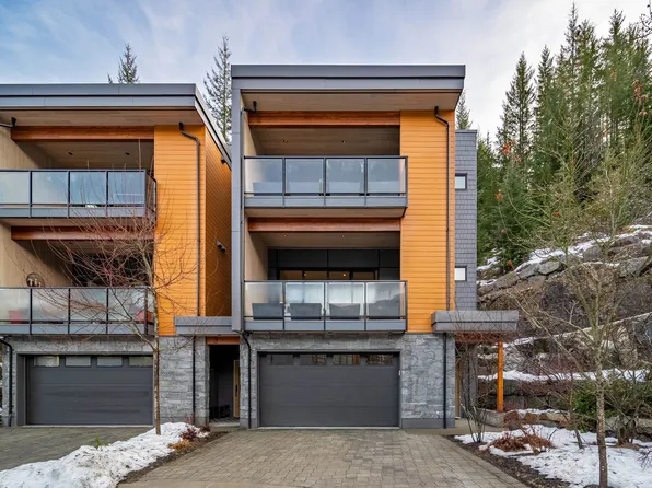 1350 Cloudburst Dr #4, Whistler, BC V8E 1N6