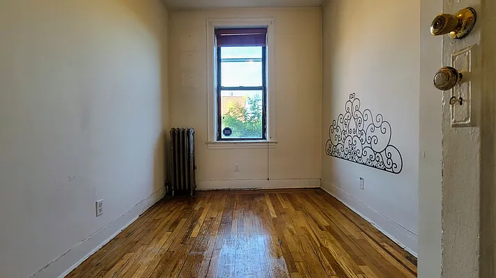 Rented by Compass | media 4