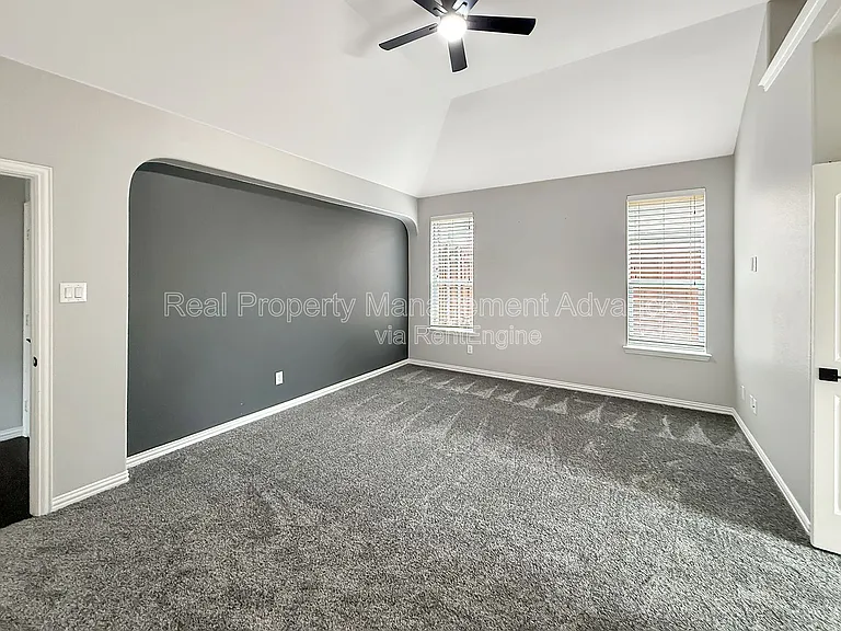 801 Renault Way — Photo 19