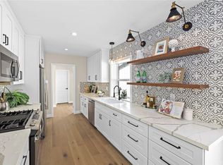 13444 Cumpston St, Van Nuys, CA 91401