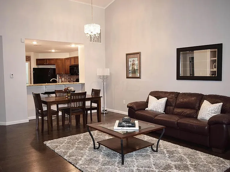 6126 Kirklington Cir — Photo 7
