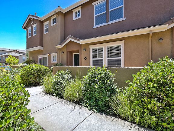 3rd image of 751 Central Park Dr APT 1611