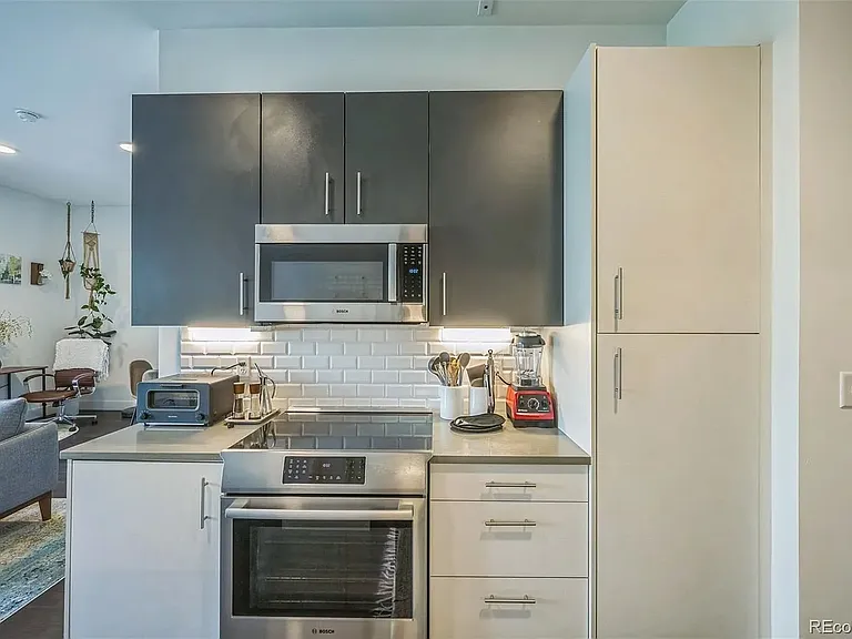 2525 Arapahoe St #213 — Photo 10