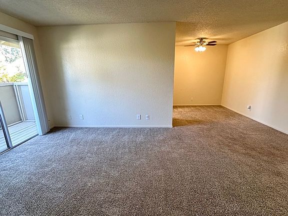4th image of 400 W Gettysburg Ave APT 223A