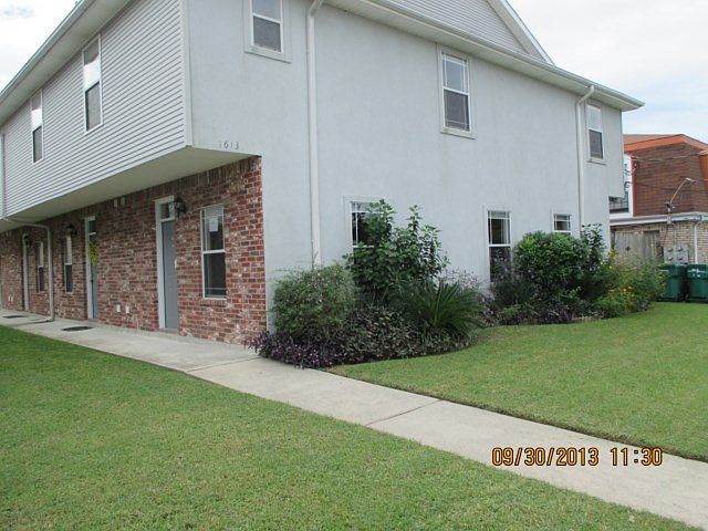 2nd image of 1613 42nd St APT A