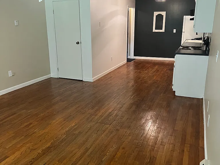 420 Woodward Rd #31 — Photo 2