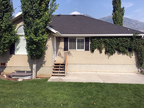 3rd image of 10363 N Applewood Cir