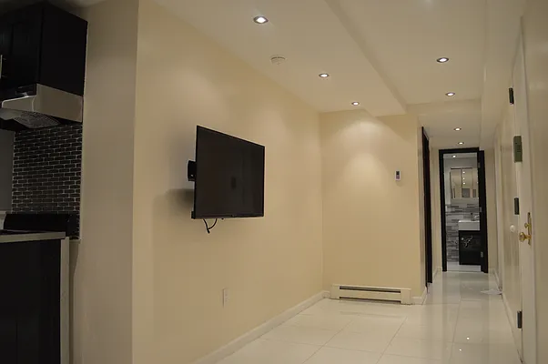 Rented by CoSo Apartments | media 9