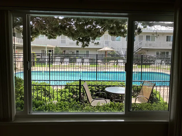 Alto Riviera Apt's — Photo 14