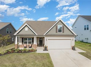 3757 Bridleton Ridge Trl, Greensboro, NC 27410