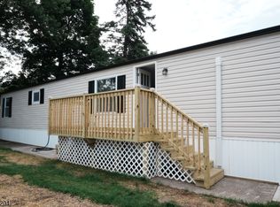 15 3rd St, Wayne Twp., NJ 07470