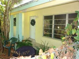 1110 N 30th Rd, Hollywood, FL 33021