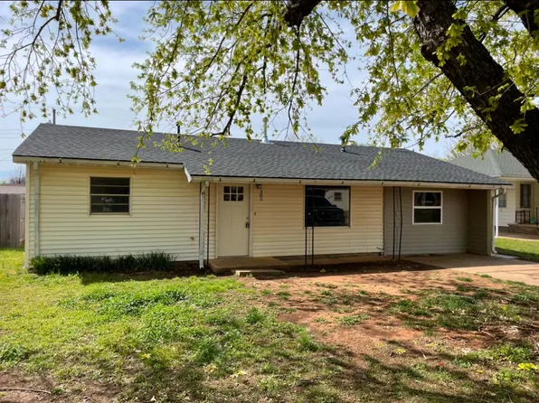 305 S Cedar St, Crescent, OK 73028
