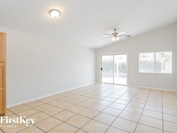 5th image of 3054 S Vaughn Dr