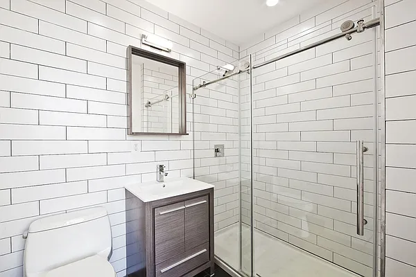 Rented by Bold New York | media 46