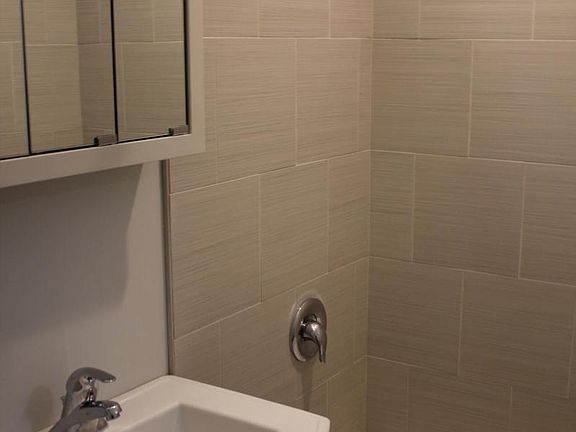 5th image of 3849 N Southport Ave #6n6dquypm