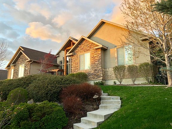 Walkway to front door