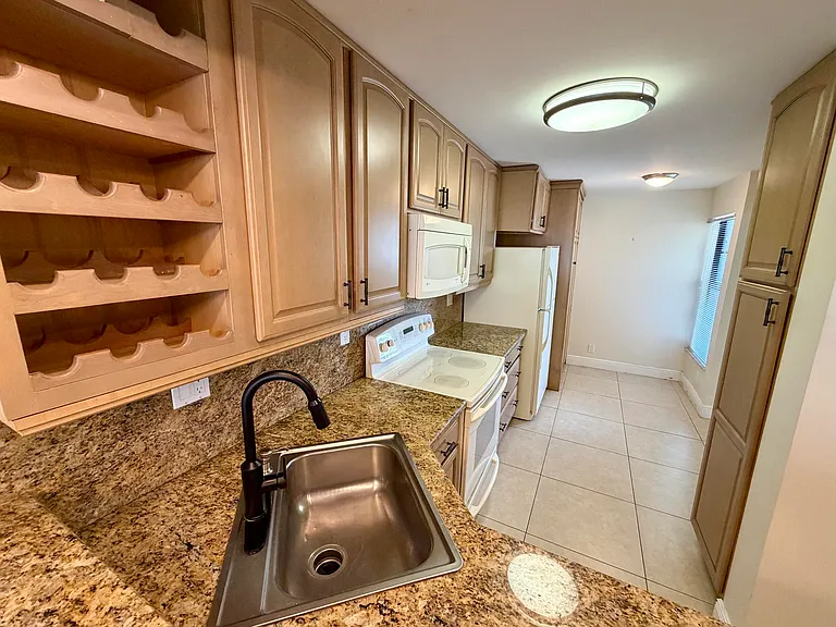 6 Royal Palm Way #102 — Photo 5