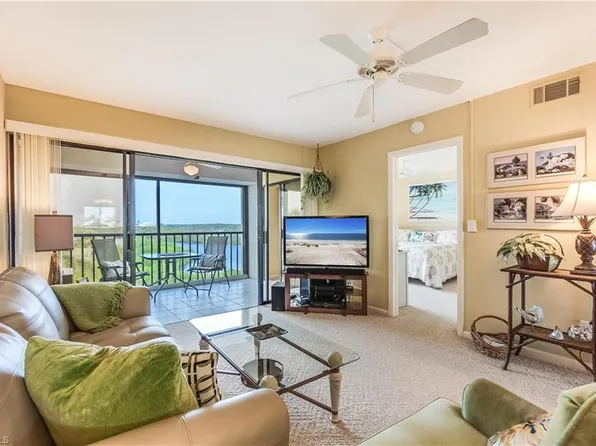 21420 Bay Village DR #216, FORT MYERS BEACH, FL 33931