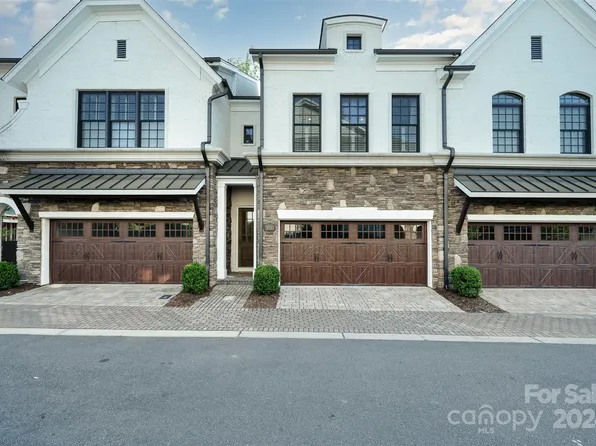 6110 Campana Ln, Charlotte, NC 28210