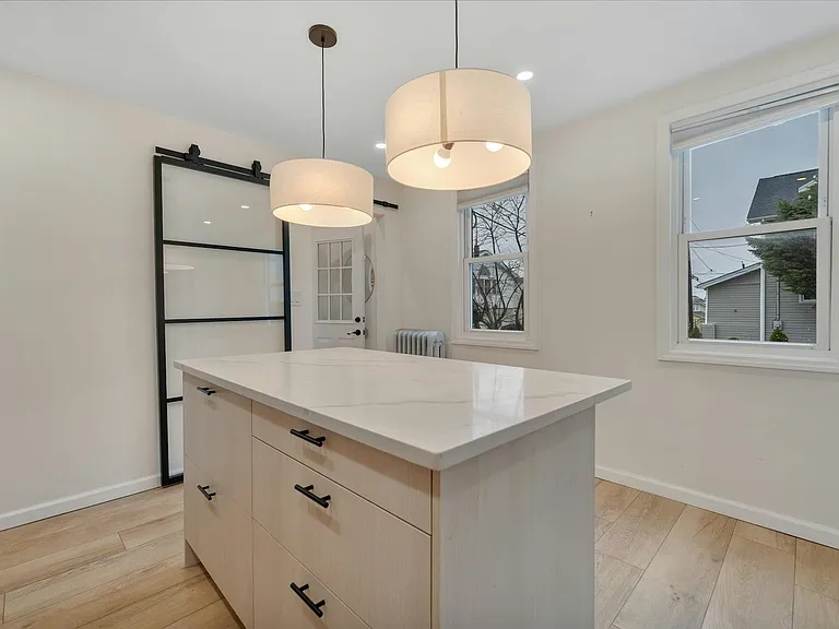 316 Palisade Ave #A — Photo 3